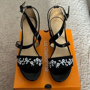 Liz Claiborne Size 7 Wedge Sandal